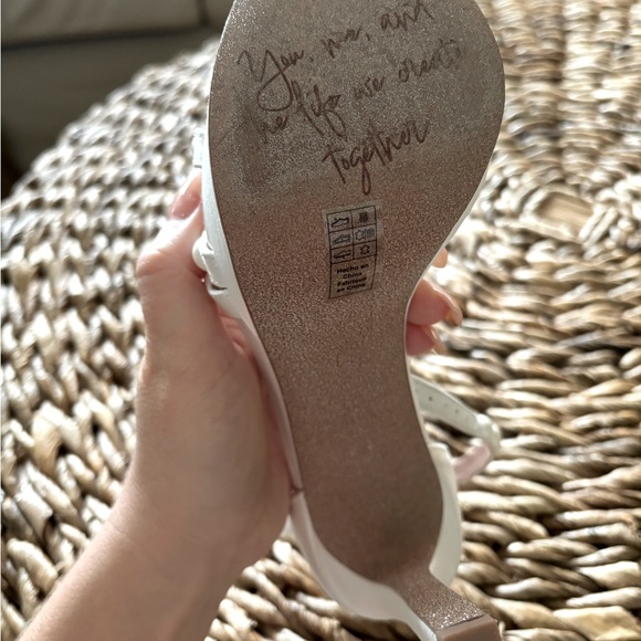 Satin high heel sandals - Picture 2 of 3